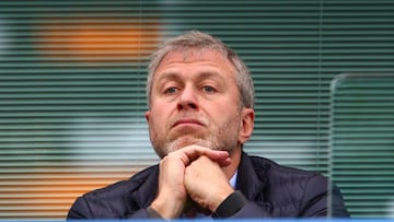 Roman Abramovich, en el palco de Stamford Bridge, durante su etapa como presidente del Chelsea.