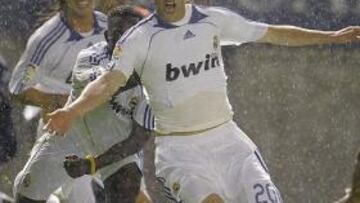 <b>31 LIGAS.</b> Con el gol de Higuaín el Real Madrid se proclamó campeón de Liga, la 31ª que gana.