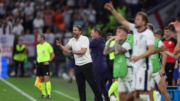 Gareth Southgate en el encuentro frente a Eslovaquia