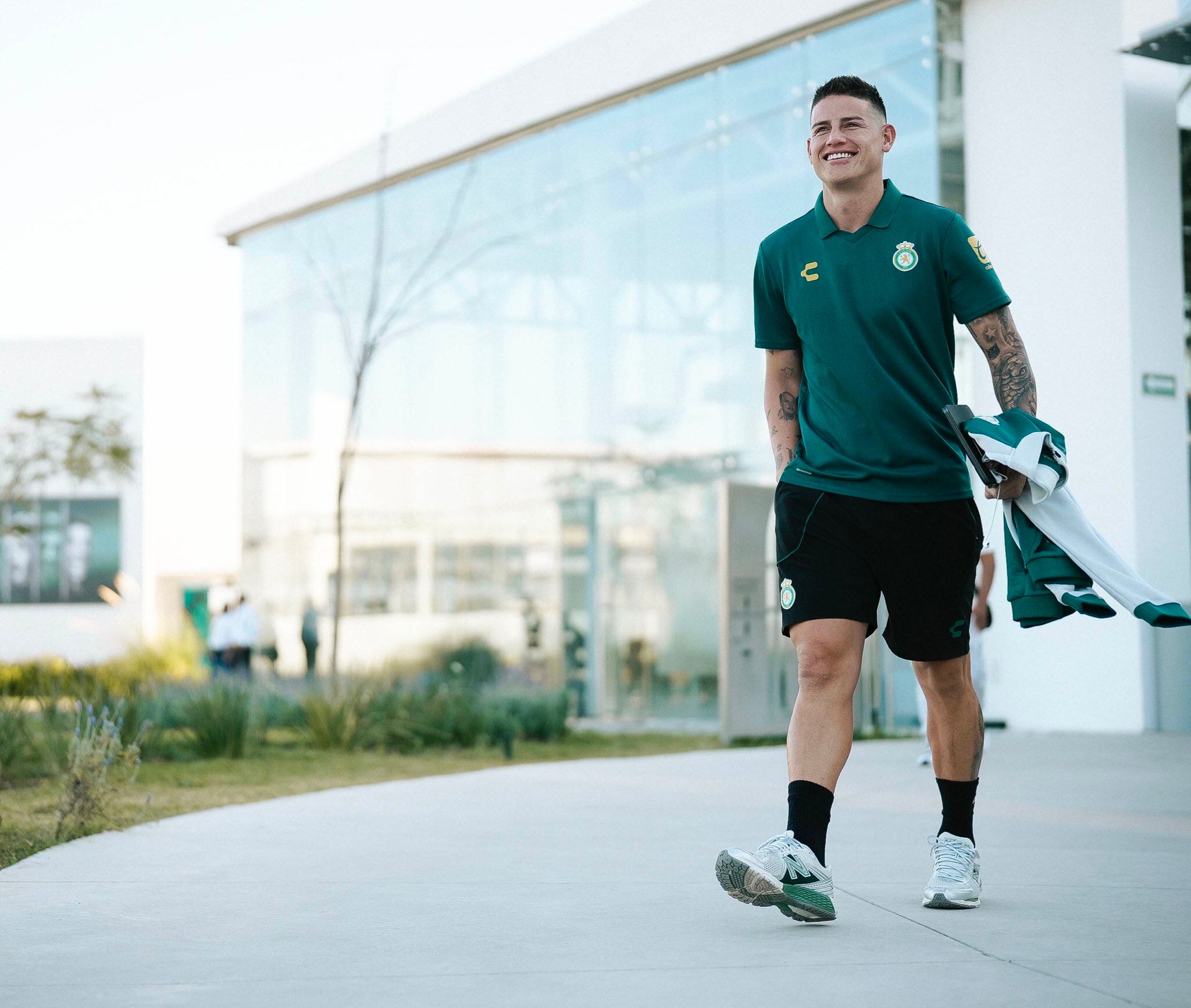 ¿Se va James de León por quedarse sin Mundial de Clubes? El 10 responde