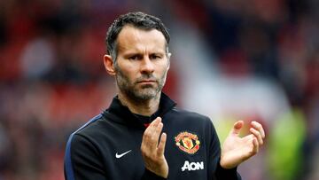 Manchester United&#039;s interim manager Ryan Giggs reacts during their English Premier League soccer match against Hull City at Old Trafford in Manchester, northern England May 6, 2014.    REUTERS/Darren Staples/File Photo FOR EDITORIAL USE ONLY. NOT FOR SALE FOR MARKETING OR ADVERTISING CAMPAIGNS. NO USE WITH UNAUTHORIZED AUDIO, VIDEO, DATA, FIXTURE LISTS, CLUB/LEAGUE LOGOS OR &quot;LIVE&quot; SERVICES. ONLINE IN-MATCH USE LIMITED TO 45 IMAGES, NO VIDEO EMULATION. NO USE IN BETTING, GAMES OR SINGLE CLUB/LEAGUE/PLAYER PUBLICATIONS