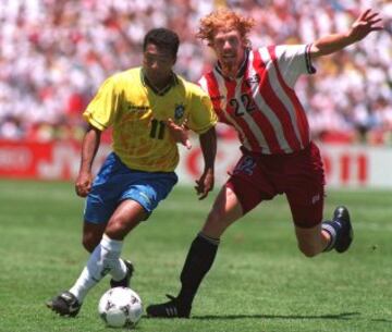 Alexis Lalas, uno de los defensas centrales más importantes en la historia del fútbol norteamericano