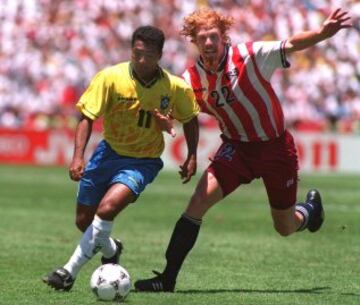 Alexis Lalas, uno de los defensas centrales más importantes en la historia del fútbol norteamericano 