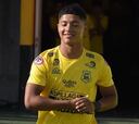 No había nacido para el debut de Suazo y hoy es su gran socio: “Es mi referente”