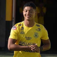 No había nacido para el debut de Suazo y hoy es su gran socio: “Es mi referente”