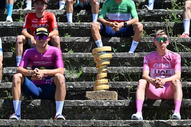 Valentin Paret-Peintre estrena palmarés profesional en el Giro