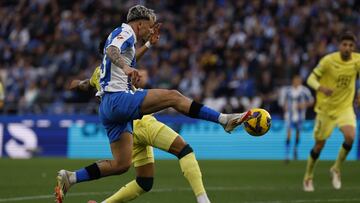 Ximo Navarro es el líder de Segunda en intercepciones de balón.