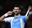 Djokovic remonta para jugar su novena final en París Bercy
