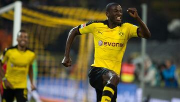 Adrián Ramos dice adiós: Cinco datos de su brillante carrera