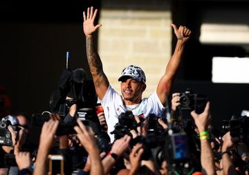 Sexto título mundial para Lewis Hamilton. El inglés quedó segundo en el GP de Estados Unidos en donde ganó Valtteri Bottas, segundo en la clasficación de pilotos.
