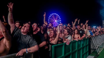 La banda SUM 41 durante un concierto en el festival Mad Cool, a 12 de julio de 2024, en Madrid (España). SUM 41 es una banda de punk rock Canadiense originaria de Ajax, Canadá. En esta gira, la banda interpreta canciones de su nuevo disco ‘Underclass Hero’. Mad Cool es una de las principales citas musicales desde hace siete años en Madrid. El festival mezcla estilos musicales como el rock, el pop, electrónica, indie o urbano de la mano de grandes artistas nacionales e internacionales.
Ricardo Rubio / Europa Press
12/07/2024