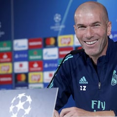 Zidane: "Estoy enamorado de Mbappé, pero es un rival"