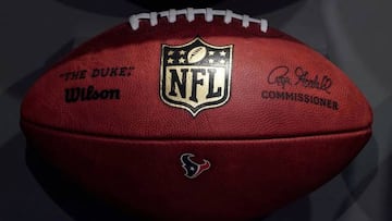 In a game that prizes clock management almost as high as any physical attribute that a player has, what are the rules around stopping the clock in the NFL?