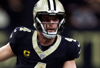 Derek Carr, dispuesto a salir del retiro si lo llama un equipo contendiente al Super Bowl