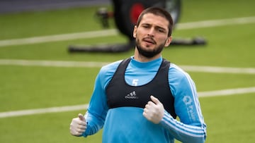 Okay Yokuslu, jugador del Celta de Vigo, durante una sesión de entrenamiento.