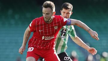 Rakitic, durante el partido ante el Betis.