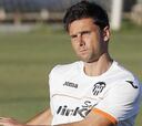 Postiga: "Voy a defender la camiseta del Valencia a muerte"