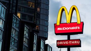 Los investigadores del Departamento del Trabajo encontraron a dos niños de 10 años trabajando en un restaurante McDonald's. Aquí la información.
