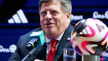 Mexican coach Miguel Herrera gestures as he speaks during his presentation as a new head coach of the Costa Rica national football team in San Jose on January 10, 2024. Mexican coach Miguel Herrera was named as the new coach of the Costa Rican national football team to fill the void left by Argentine Gustavo Alfaro, the Costa Rican Football Federation (FCRF) said on Tuesday. (Photo by Ezequiel BECERRA / AFP)