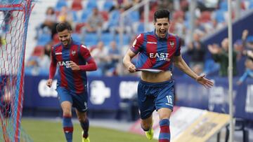 Si Muñiz desplaza a Rober al lateral diestro Chema seguiría en el once formando pareja de centrales con Postigo.