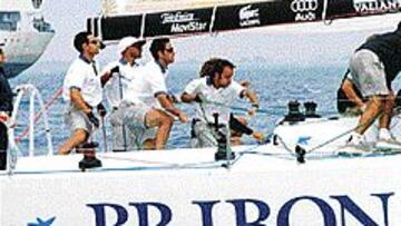 Los ganadores, en acción.