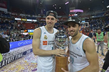 Fabien Causeur y Facundo Campazzo.