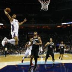 Taylor ya está hecho por un año; Rivers, adiós al Real Madrid