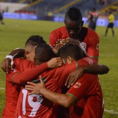 Fallos arbitrales opacan el inicio de los cuartos de final