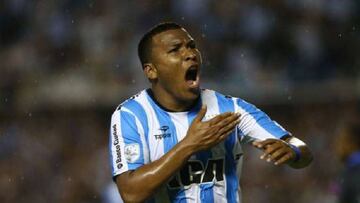 Racing le adeuda cuatro meses de sueldo a Roger Martínez