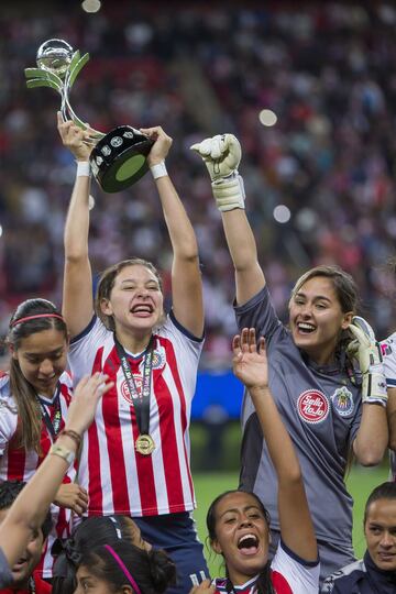 El triunfo y la emoción de Chivas Femenil Campeonas en imágenes