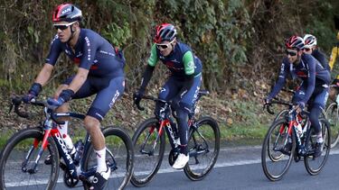 Richard Carapaz, con el maillot verde de la Vuelta.