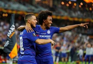 4-1. Eden Hazard celebr¨® el cuarto gol.