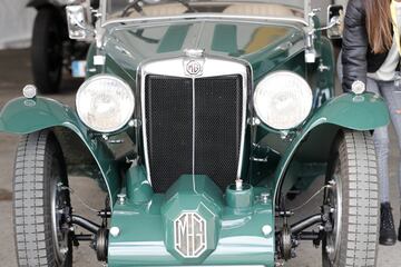 Tercera edici車n de la reuni車n y exhibici車n de autom車viles cl芍sicos en el circuito del Jarama