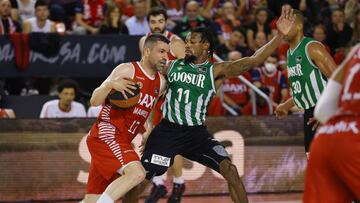 Importante victoria del Betis en la lucha por la salvación. El equipo andalus, muy acertado desde el triple, ganó en el Nou Congost de Manresa.