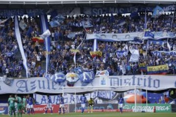 Los hinchas acompa&ntilde;aron a Millonarios a pesar de la crisis de resultados pero presionaron a sus jugadores con el tradicional &quot;Movete Millos movete&quot;.