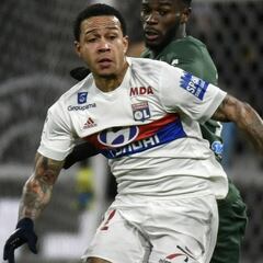 Depay: "Consistency only thing stopping me being best in world"