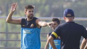 Piqué se entrena con normalidad a dos días del derbi catalán