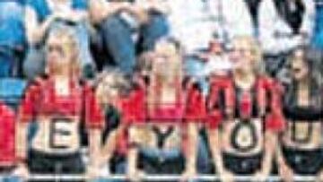 <b>ÍDOLO EN EE UU. </b>En las giras madridistas Beckham era el que tenía más admiradores.