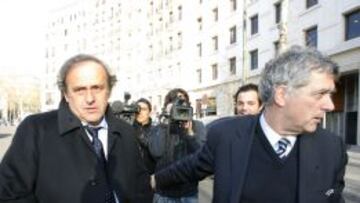 Platini y Villar, presidente y vicepresidente de la UEFA.
