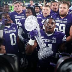 Northwestern Wildcats shock Nebraska Cornhuskers in Aer Lingus College Football Classic