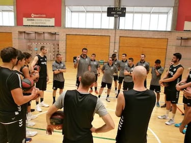 El Bilbao Basket echa a andar con la ilusión por bandera