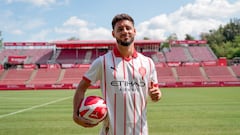 Oficial: Álex Moreno, hasta 2027