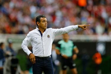 Así le ha ido en el debut a los interinos de Chivas