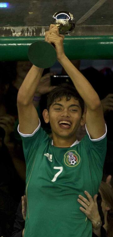 En aquel gran certamen para México, Espericueta fue el jefe del mediocampo del Tri. Su liderazgo y buen toque de balón fueron recompensados con el Balón de Plata. Actualmente es futbolista del Puebla en la Liga MX.