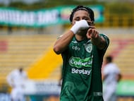 Bogotá. Agosto 16 de 2025. Club Deportivo La Equidad enfrenta a Club Llaneros FC, por encuentro válido de la Liga BetPlay II 2025 de la fecha 7, en el estadio Metropolitano de Techo. (Colprensa - Catalina Olaya)