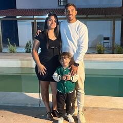 “Fui muy feliz en Chile y a mi señora le encantó el país... Ojalá pueda volver”