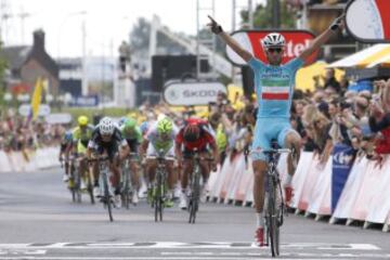 Vincenzo Nibali ganador de la segunda etapa.