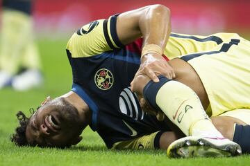 Clausura 2019 | Lesión en el brazo
Apertura 2019 | Lesión de rodilla
Guardianes 2020 | Ruptura parcial del ligamento cruzado anterior y lesion parcial del ligamento colateral medial.