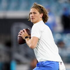 Herbert signs for $262.5 million, the highest amount in NFL history