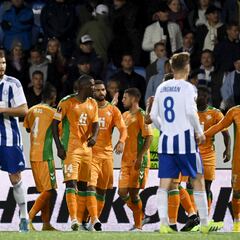 Willian José resuelve un trámite con daños